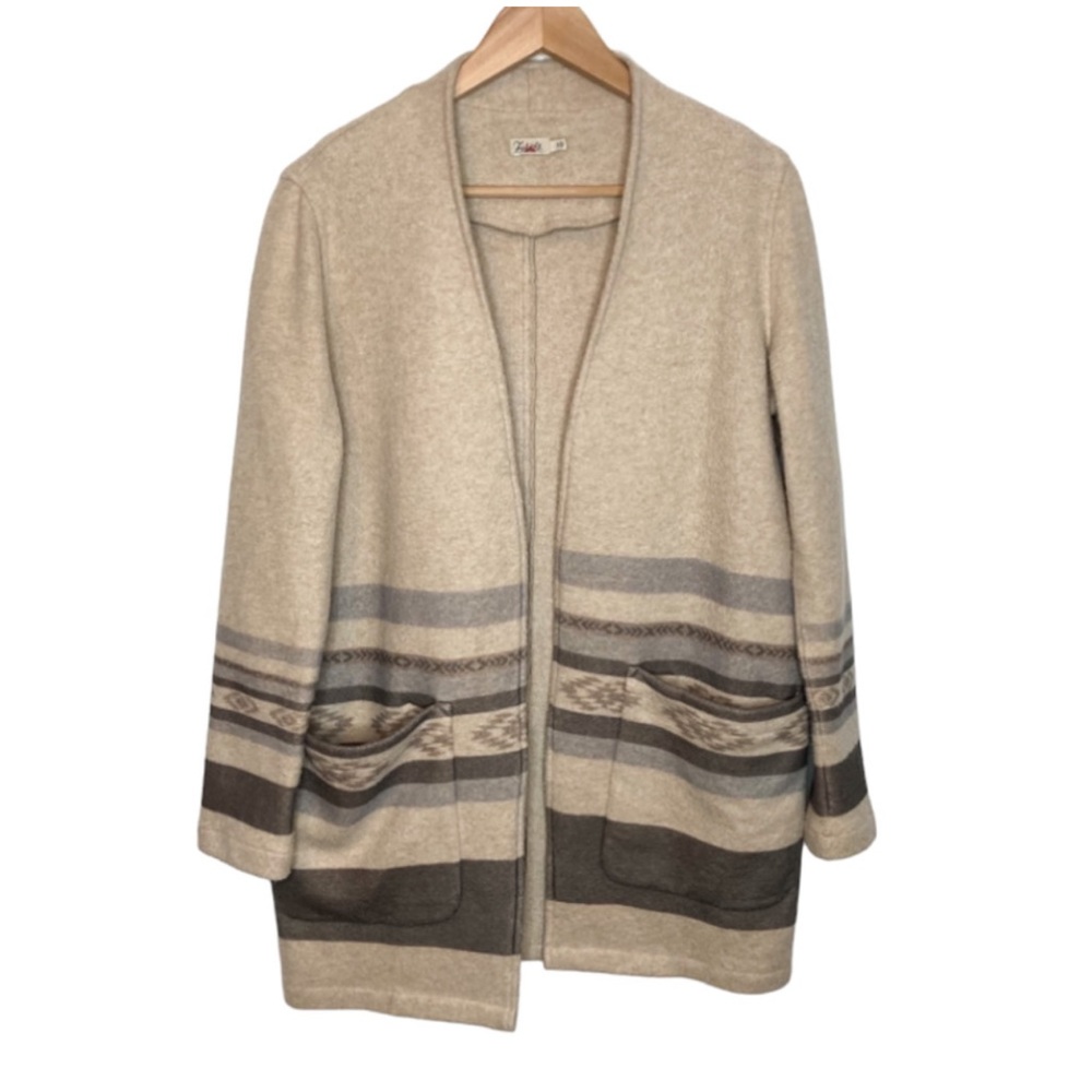 Faherty Southwestern Aztec Open Front Cardigan
Size Small